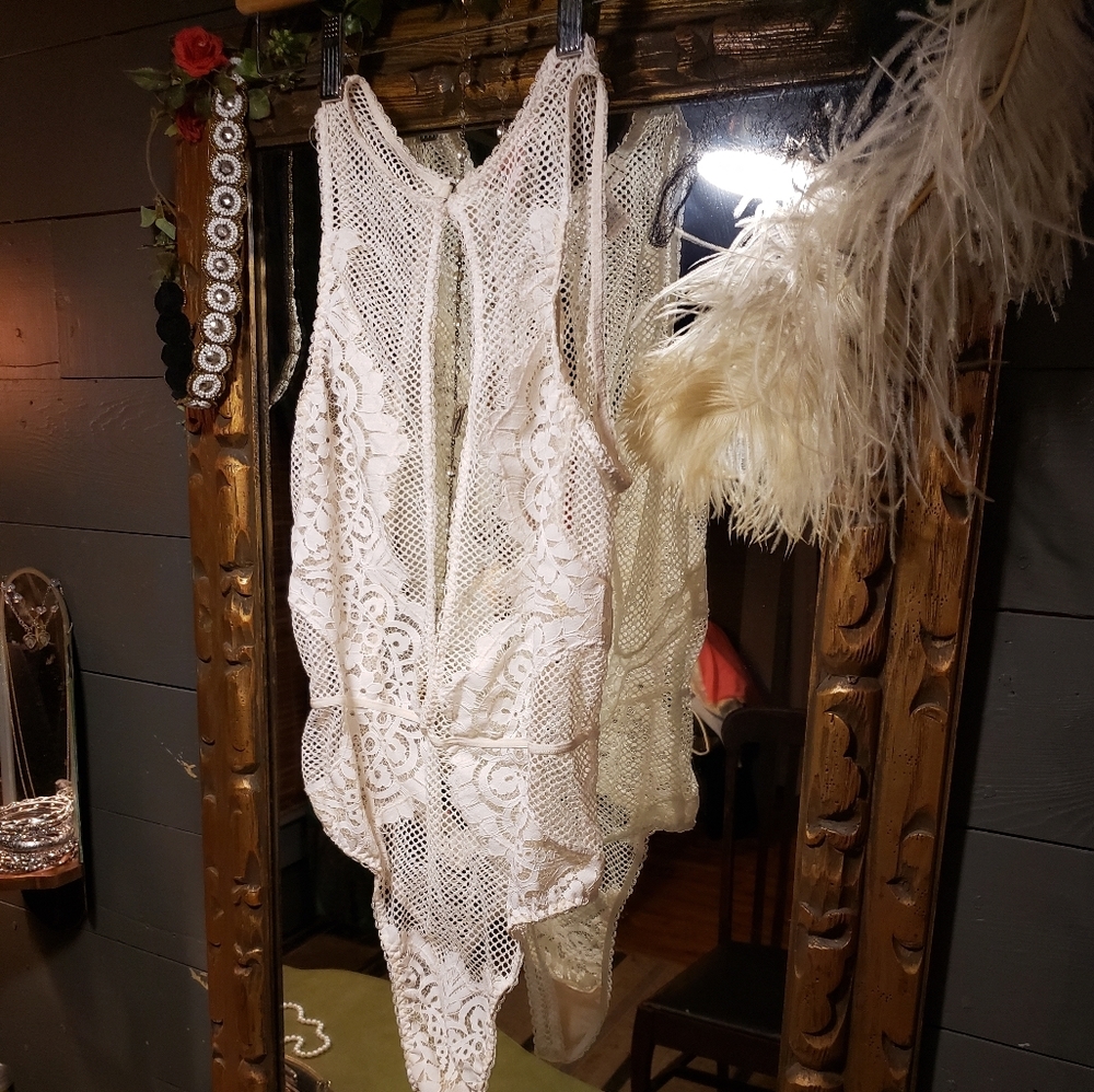 Victoria's Secret high neck lace teddy